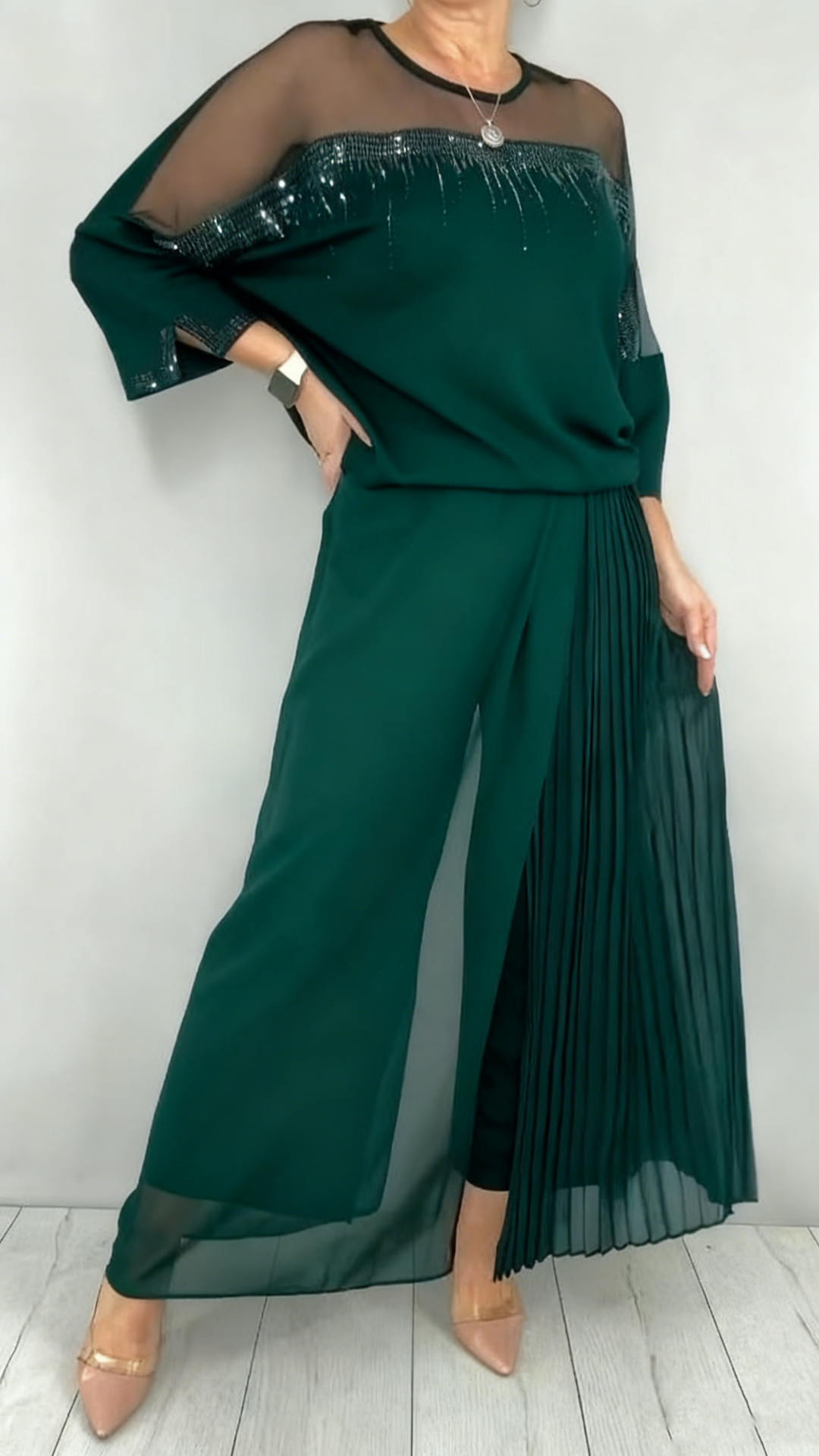 Caia - Coordinato due pezzi con pantaloni plissé decorati