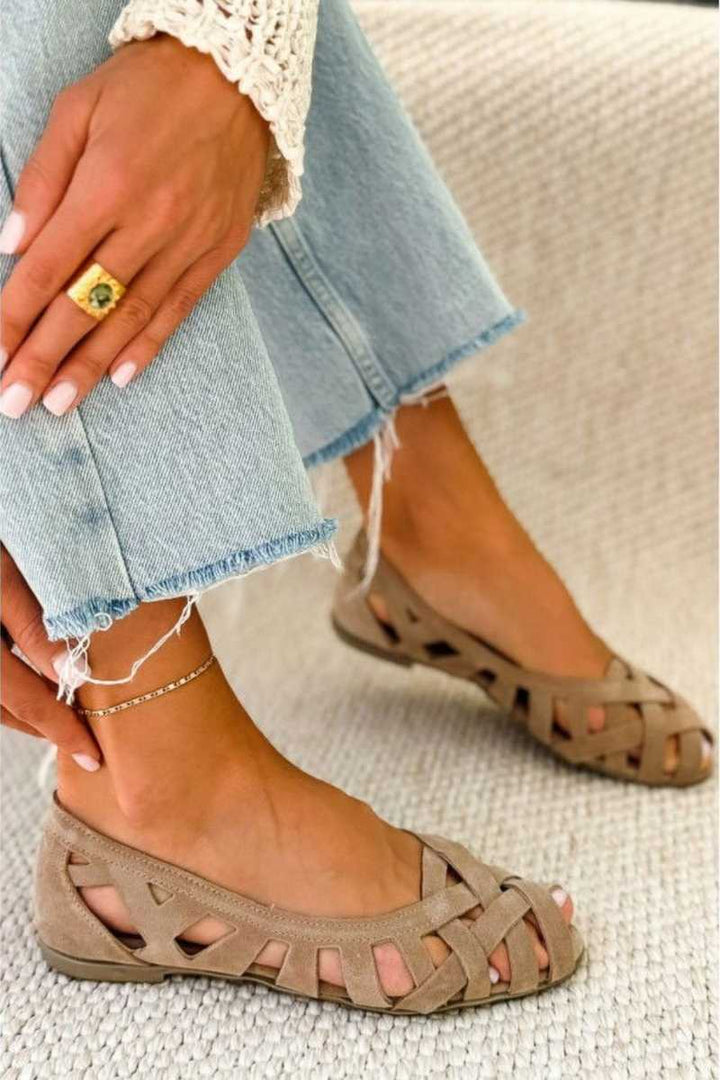 Kinsley - Sandali piatti intrecciati con dettagli cut-out