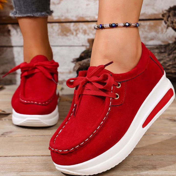 Eirwen - Sneakers imbottite con suola a piattaforma e lacci