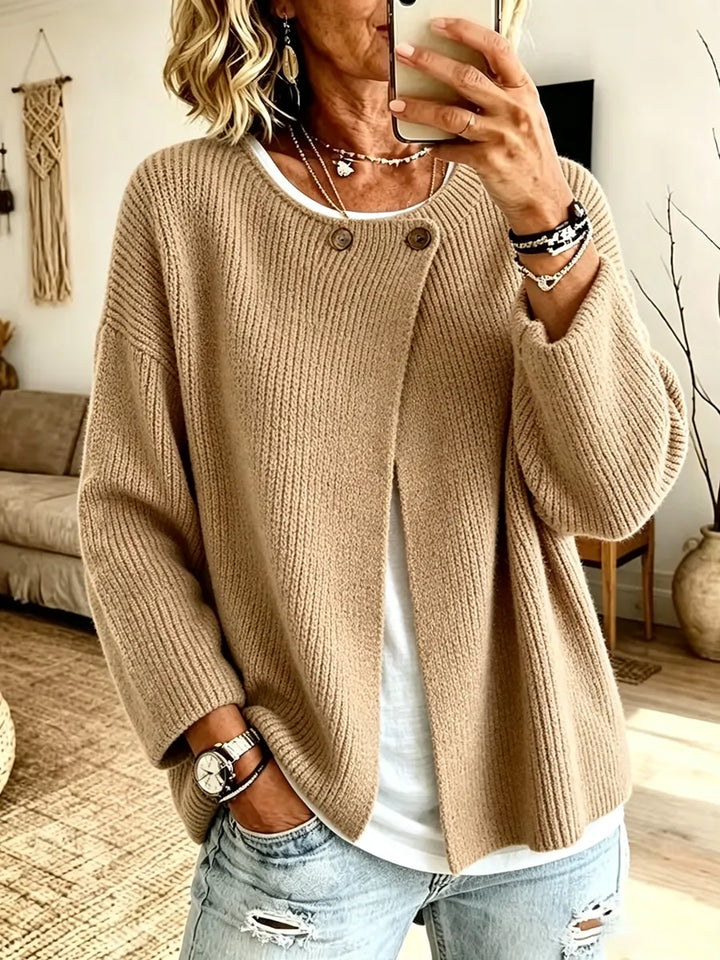 Anisa - Cardigan in maglia con dettagli a bottoni e vestibilità rilassata