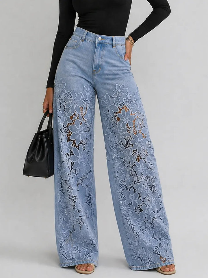Kaliora - Jeans a gamba larga in pizzo floreale