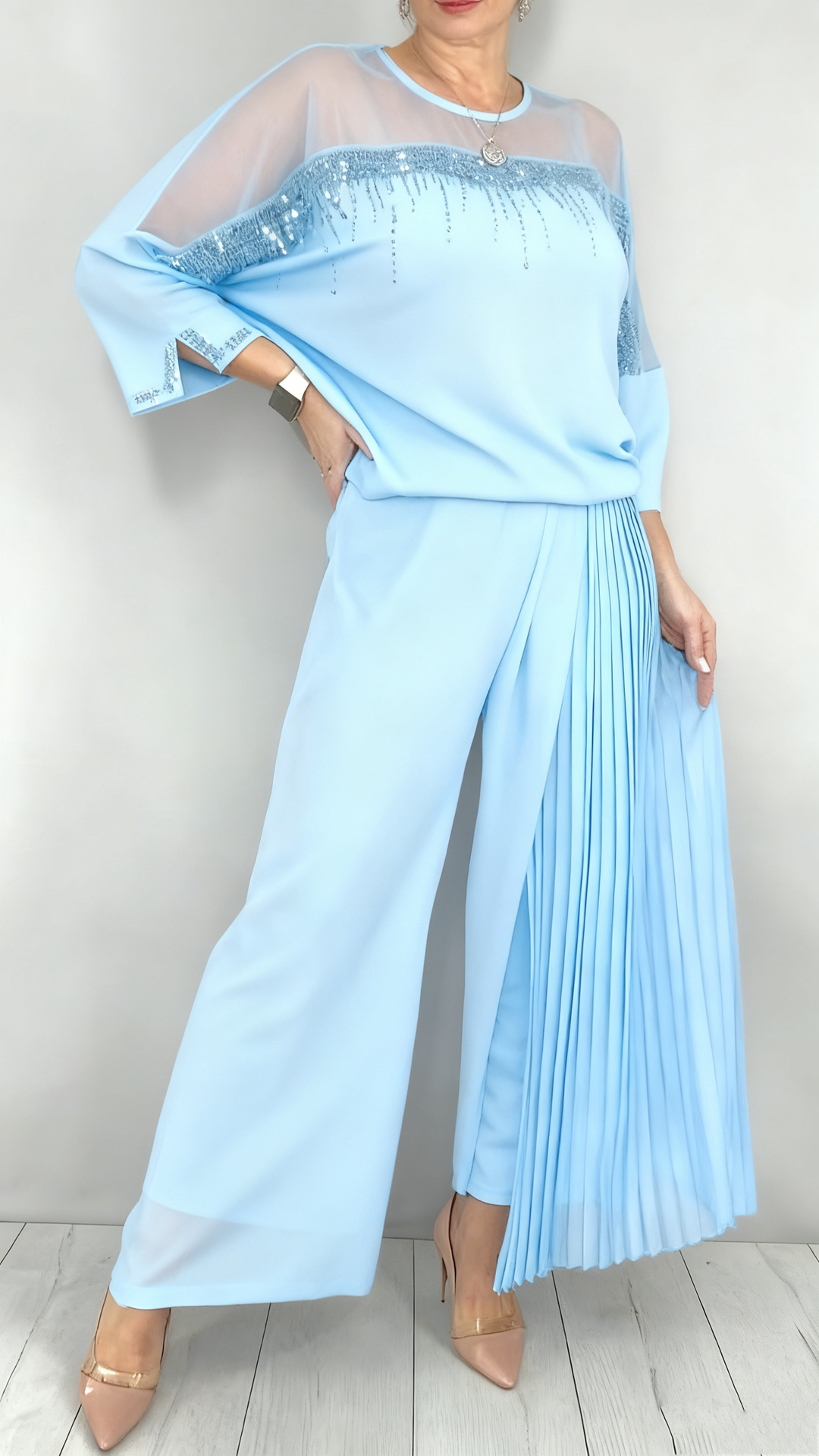 Caia - Coordinato due pezzi con pantaloni plissé decorati