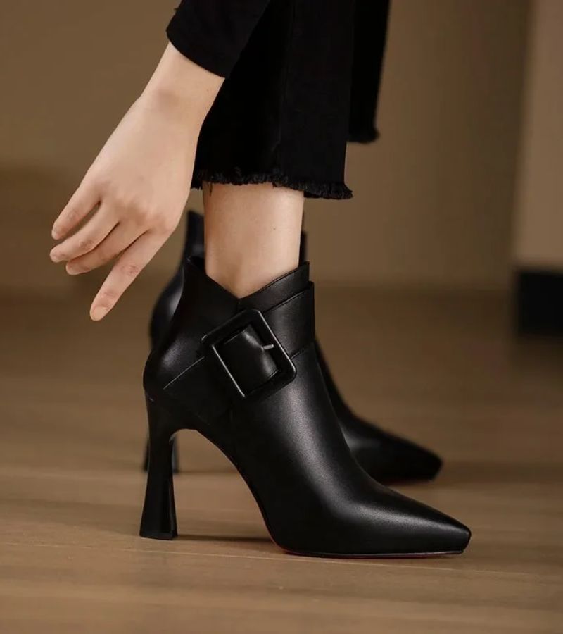 Erina - Stivaletti con tacco scultoreo