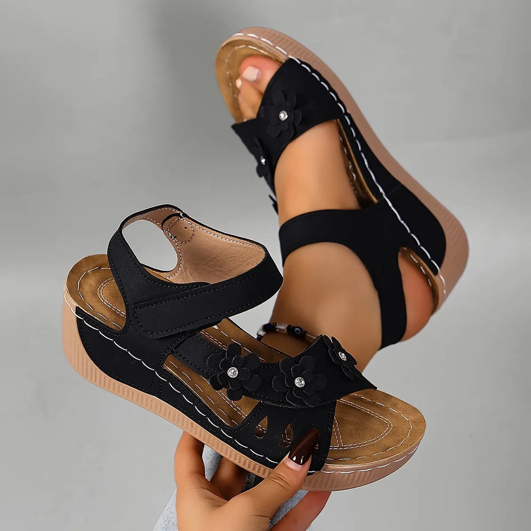 Fiorelia - Sandali con zeppa floreali