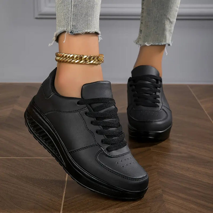 Qira - Sneakers stringate con suola platform