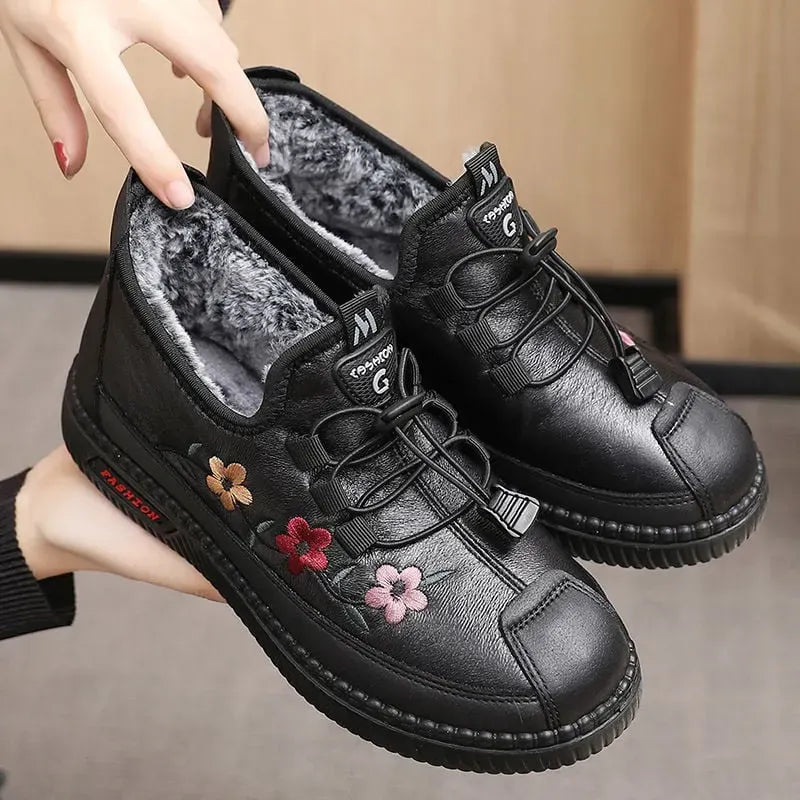 Verisse - Scarpe comfort alla caviglia con ricamo floreale