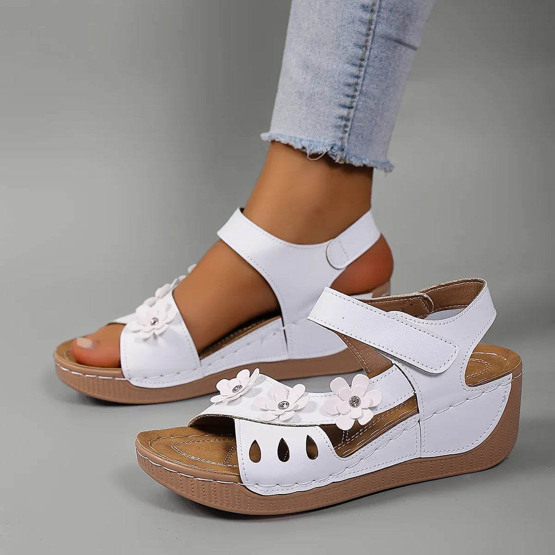 Fiorelia - Sandali con zeppa floreali
