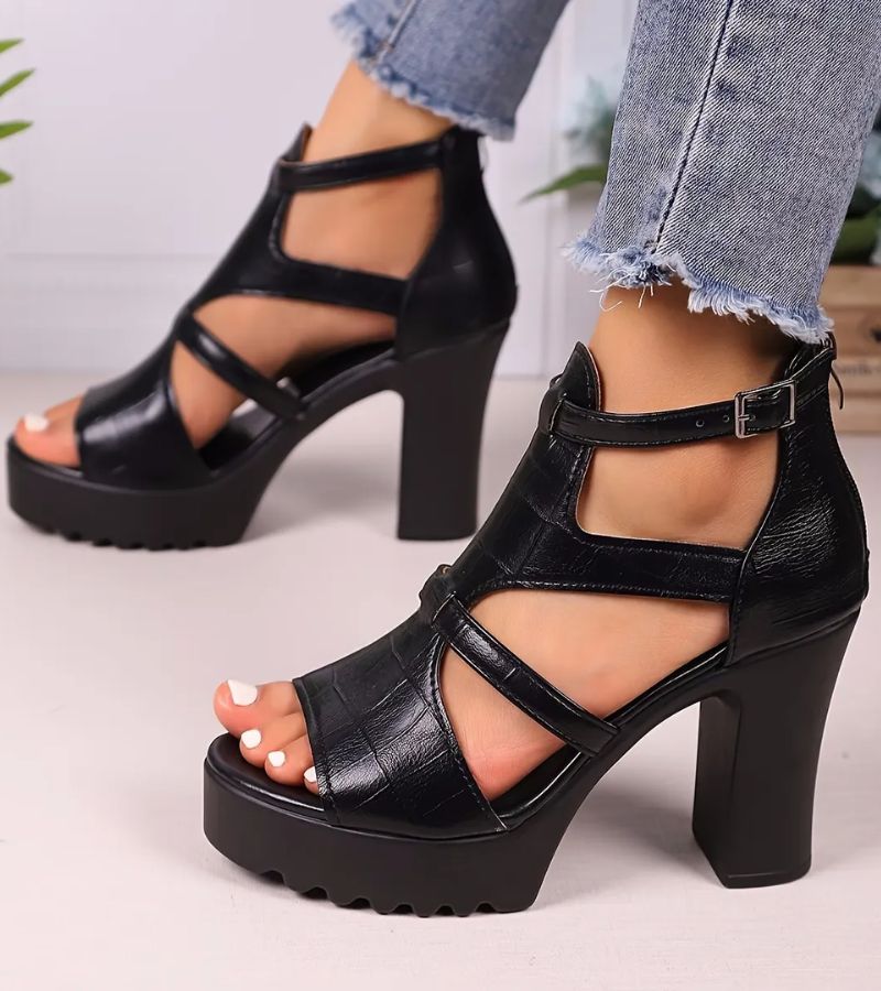 Elestine - Sandali gladiatore con plateau scolpito