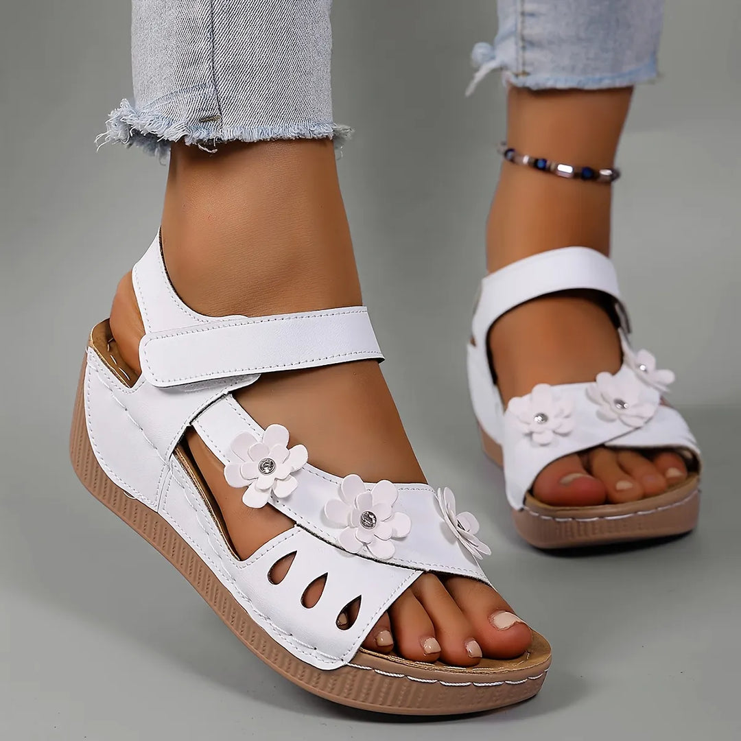 Fiorelia - Sandali con zeppa floreali