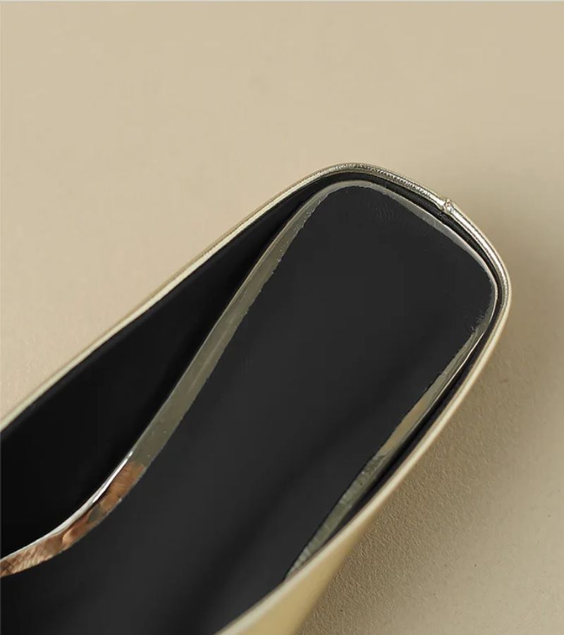 Camellia - Mules premium a punta quadrata