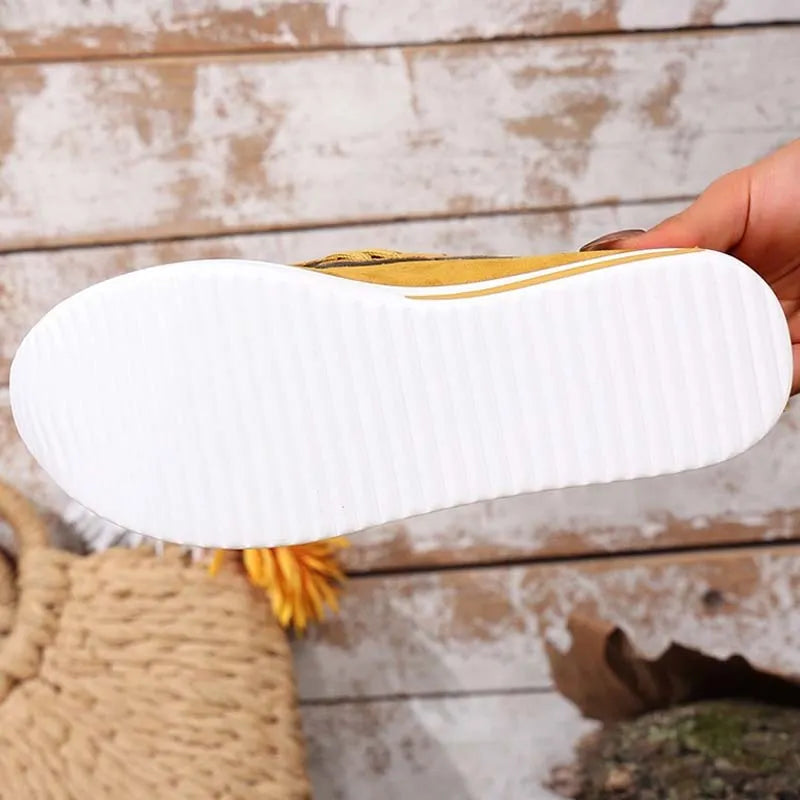 Eirwen - Sneakers imbottite con suola a piattaforma e lacci