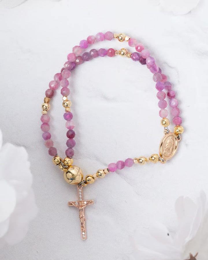 Farah - Bracciale con perline e croce