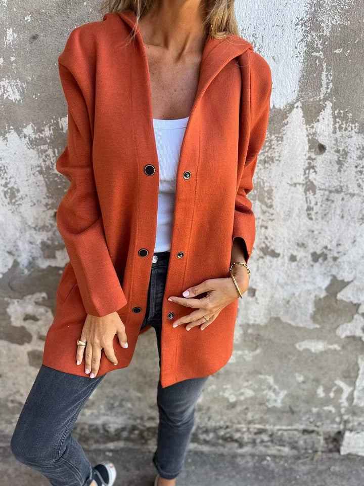 Aloura - Giacca con cappuccio e bottoni, vestibilità rilassata