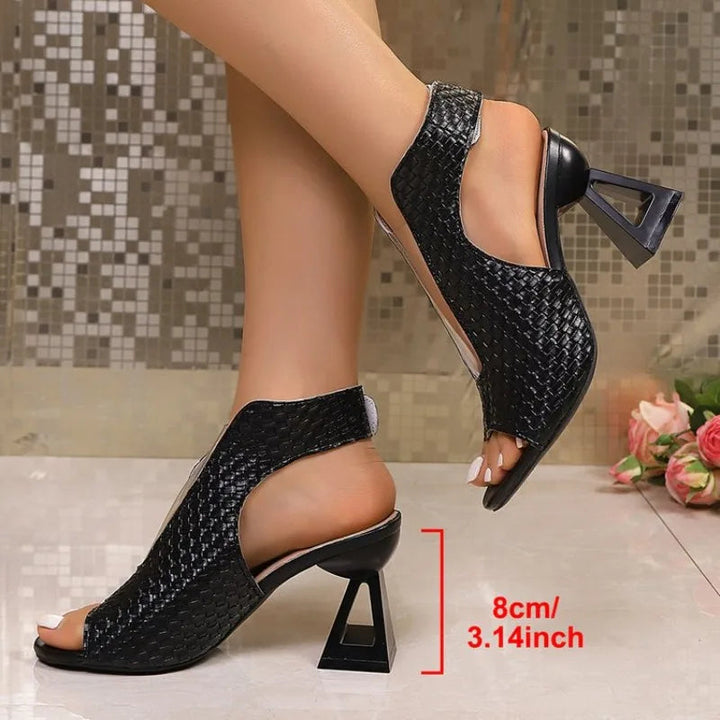 Lira - Sandalo slingback con tacco a blocco strutturato