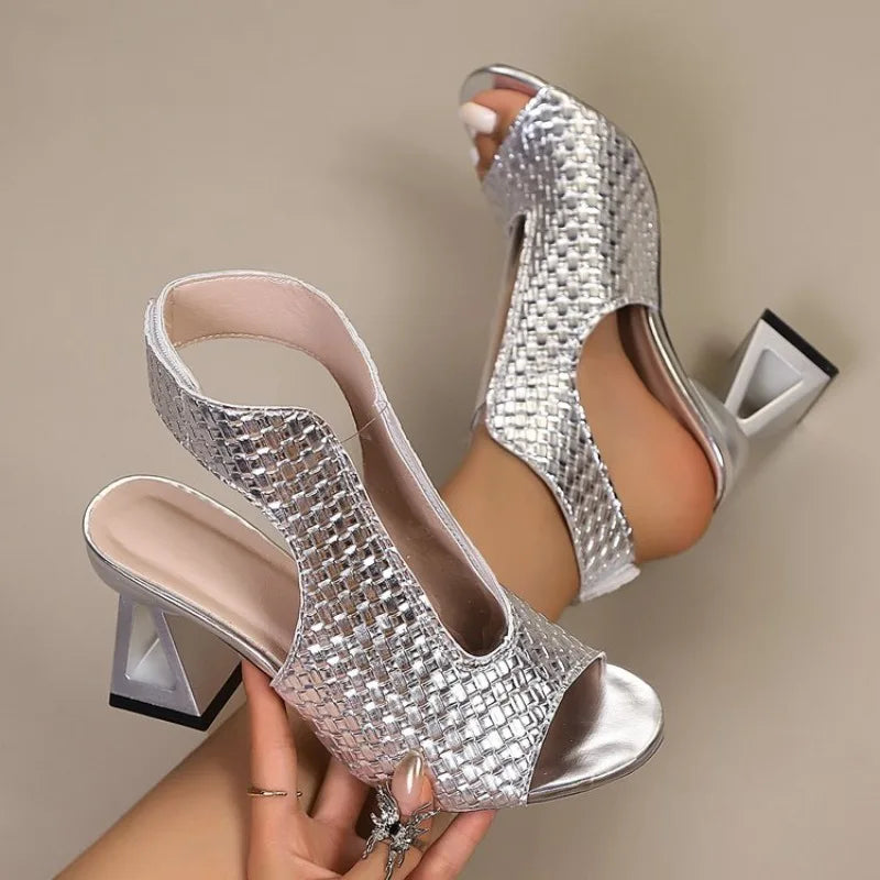 Lira - Sandalo slingback con tacco a blocco strutturato