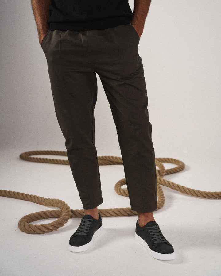 Neryth - Pantaloni jogger a gamba affusolata dal tocco morbido