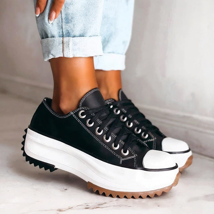 Viveca - Sneakers stringate imbottite con suola platform