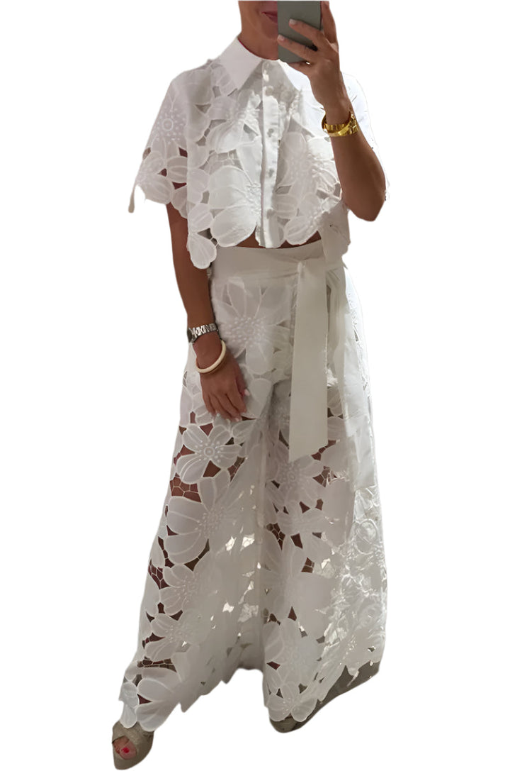 Celessia - Coordinato con blusa in pizzo floreale e pantaloni a gamba larga