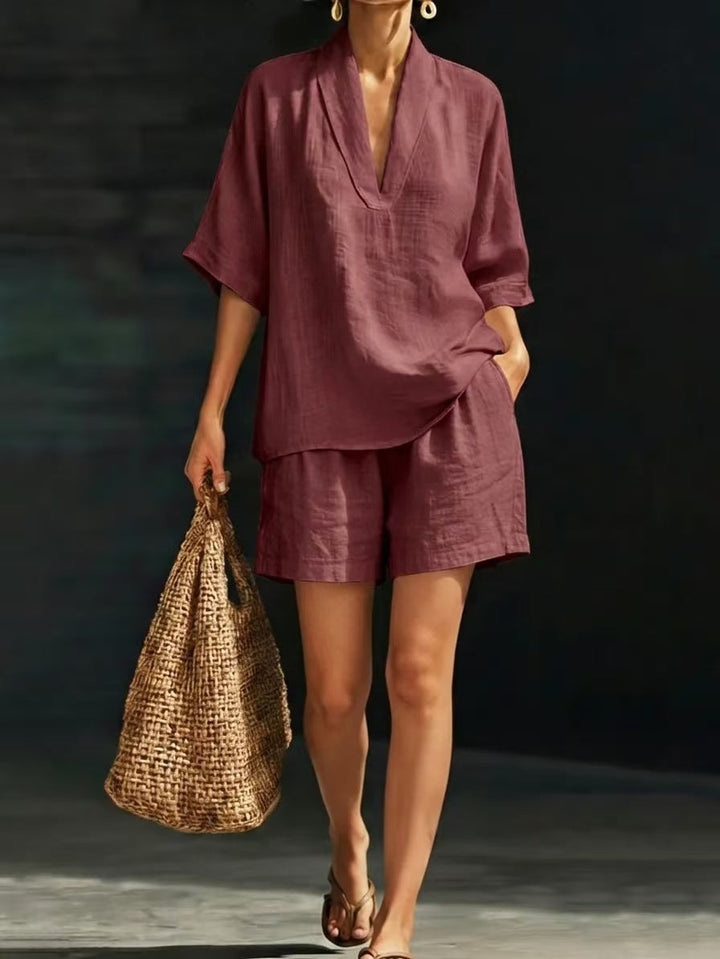 Yamina - Coordinato top e shorts con scollo a V in tessuto soft touch