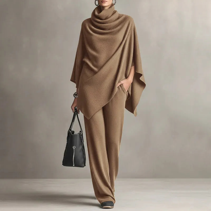 Kaelis - Coordinato a due pezzi con pantaloni e collo alto drappeggiato