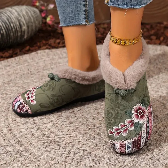 Isola - Scarpe slip-on foderate in pile a fiori
