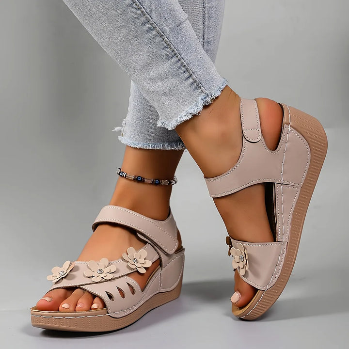 Fiorelia - Sandali con zeppa floreali