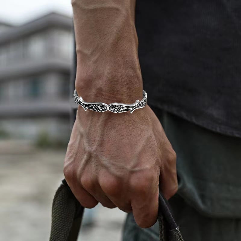 Raveya - Bracciale con ali d'angelo lucide