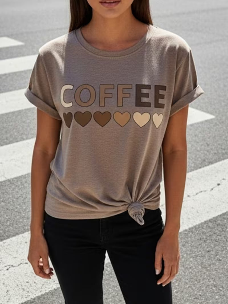 Sarai - T-shirt grafica cuore di caffè