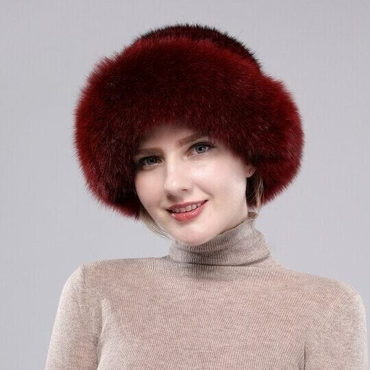 Olwen - Cappello invernale in morbida pelliccia sintetica