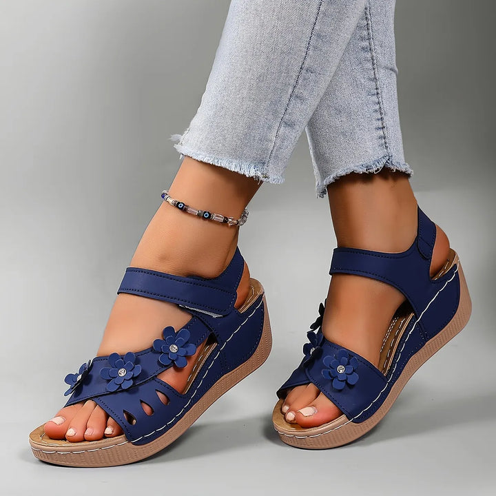 Fiorelia - Sandali con zeppa floreali