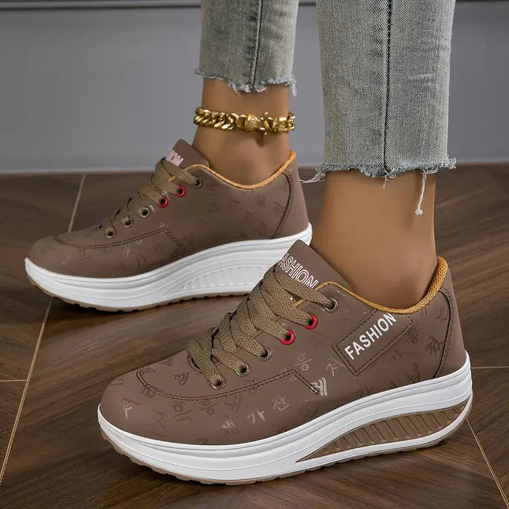 Qira - Sneakers stringate con suola platform