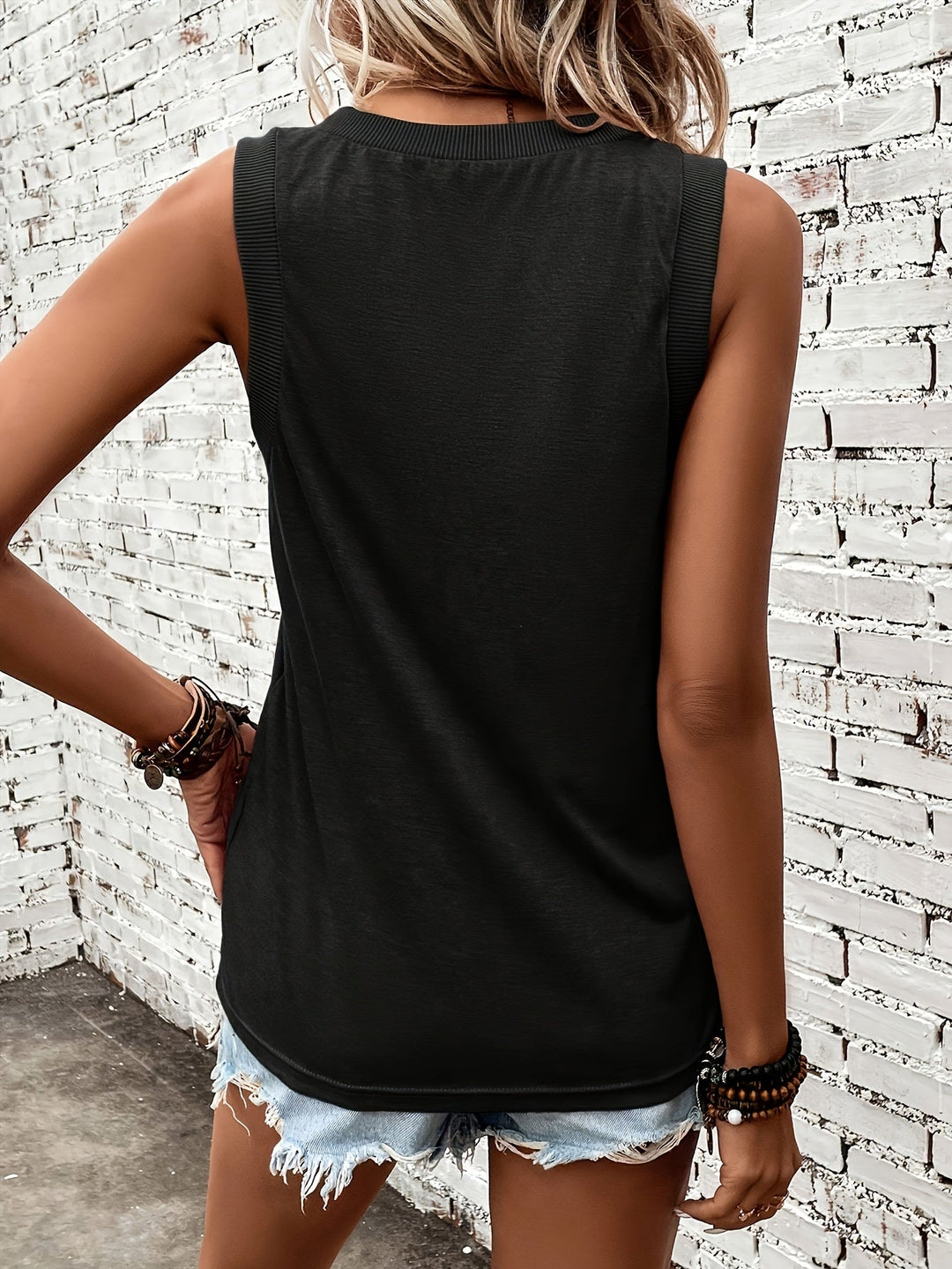 Megan - T-shirt con scollo a cuore e morbida al tatto