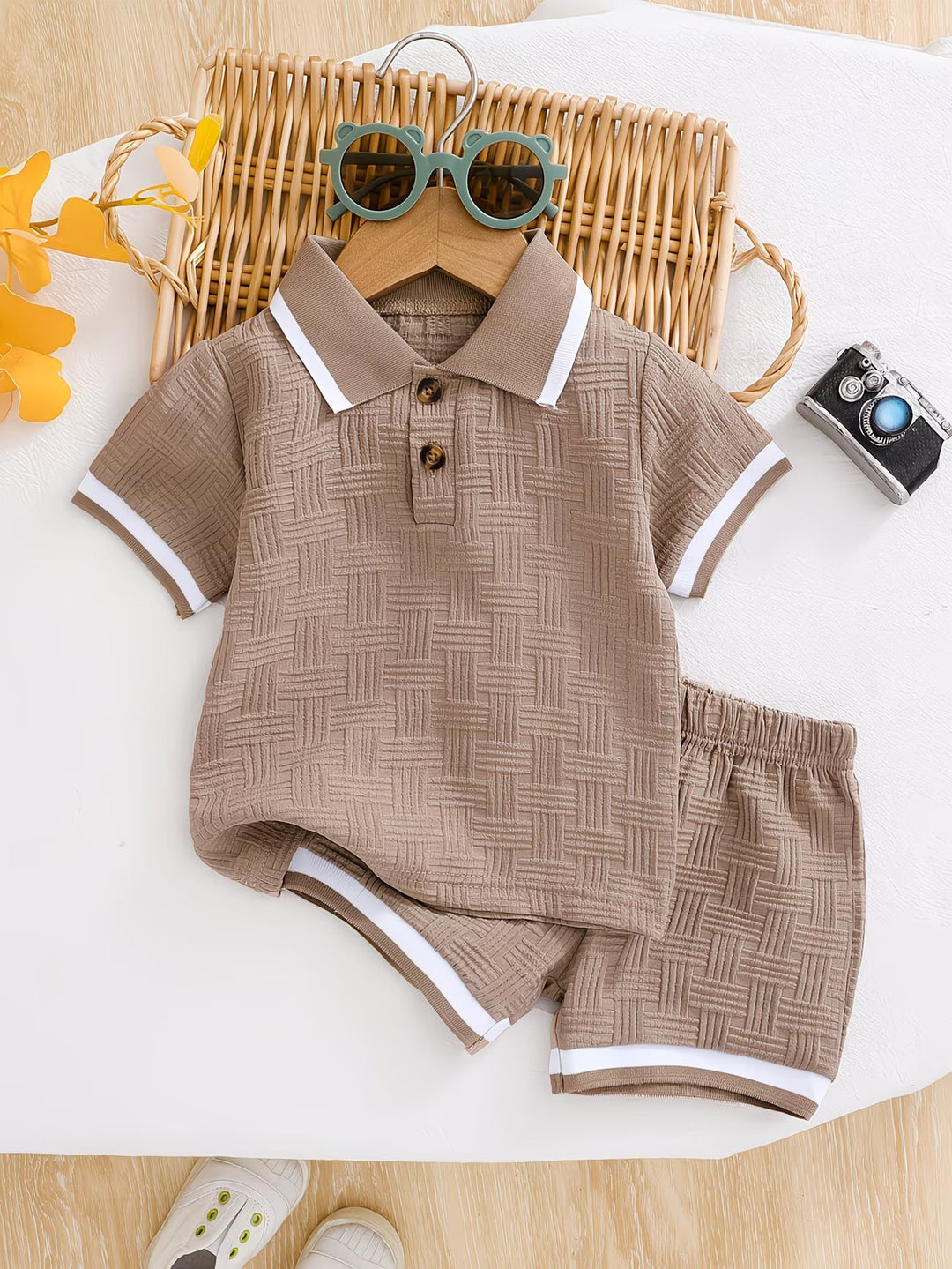 Basil - Set polo e shorts strutturati