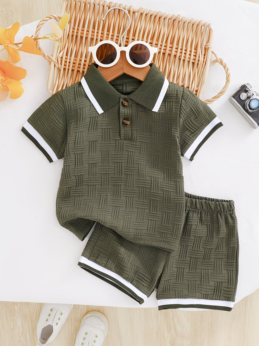 Basil - Set polo e shorts strutturati