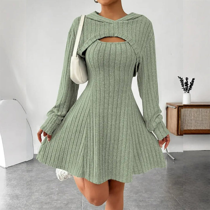 Mirellia - Abito mini in maglia con cappuccio e cut-out